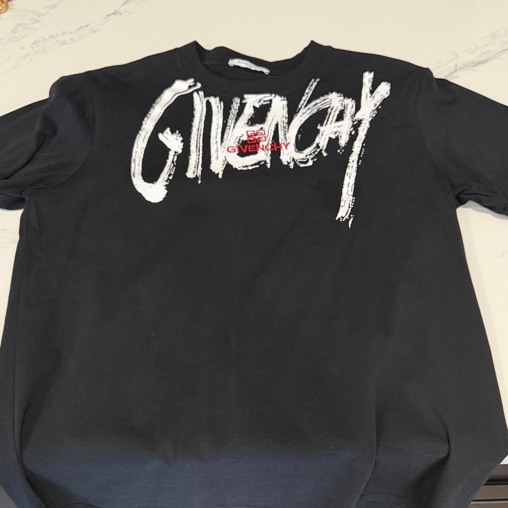 Givenchy men’s Black and White shirt